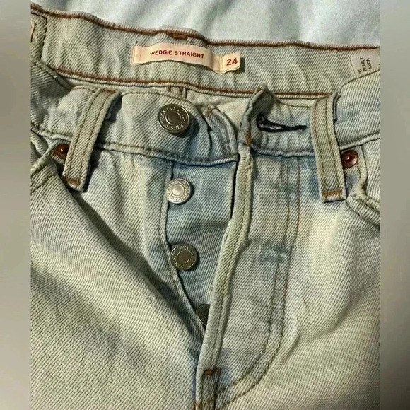 Levi's BIG E Wedgie Straight Denim Jeans Women's 24 Light Wash. Button Fly. - Picture 9 of 14